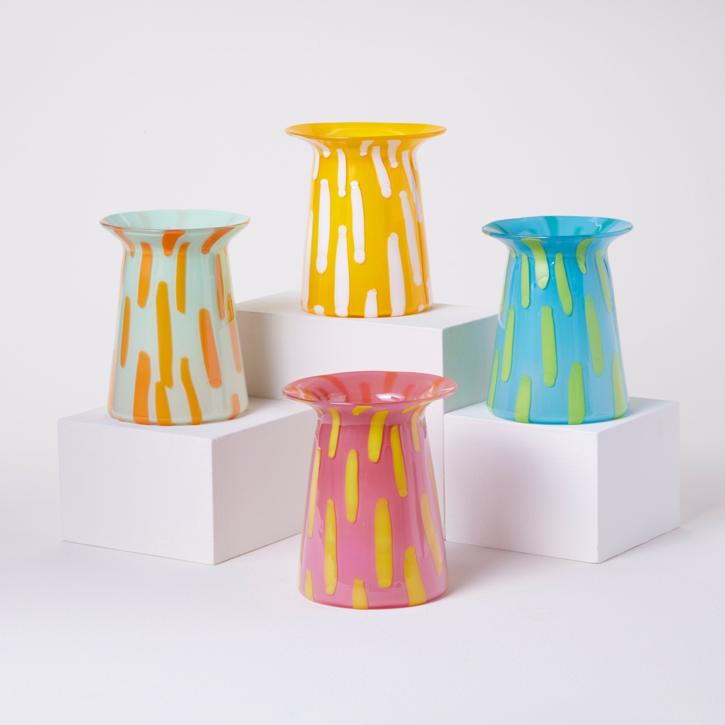 Seaform/Orange, Yellow/White, Raspberry/Yellow, Turquoise/Lime