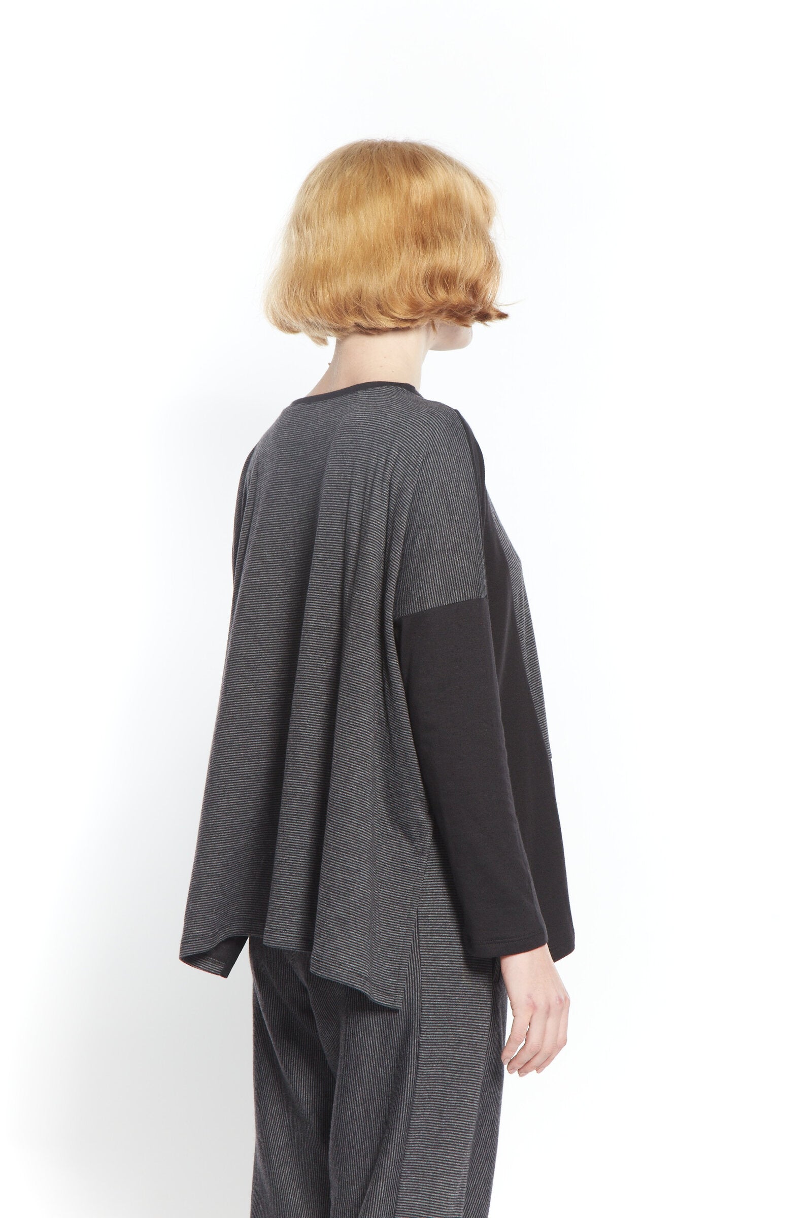 Gray/Black Stripe