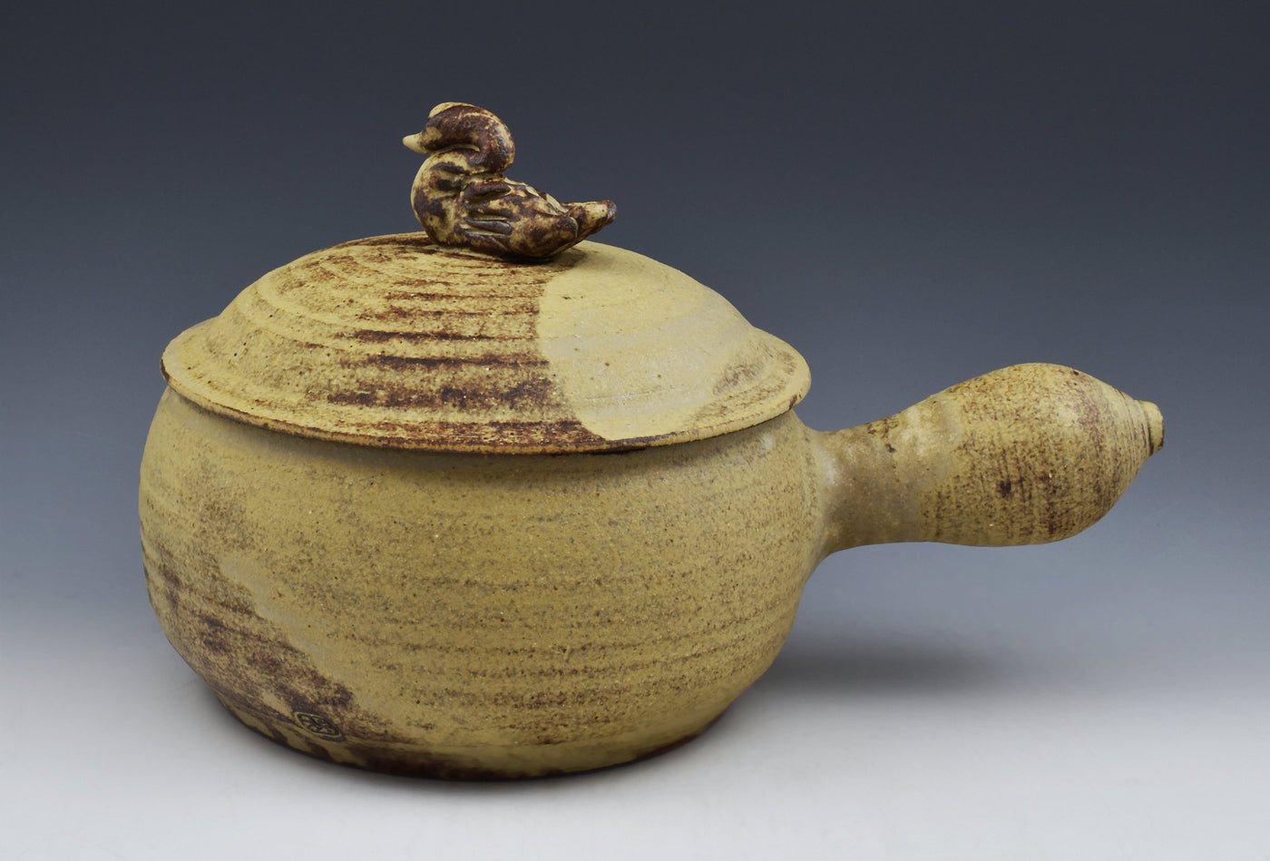 Stoneware Casserole with Bird Finial II