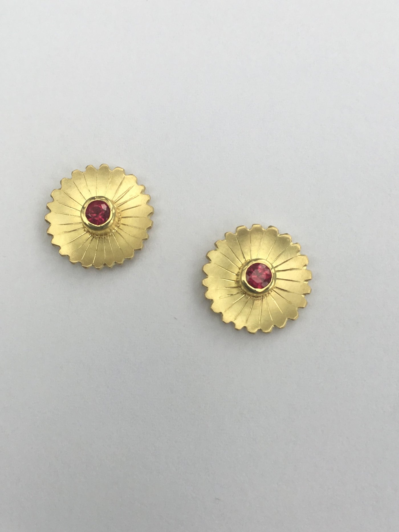 Small Daisy Earrings