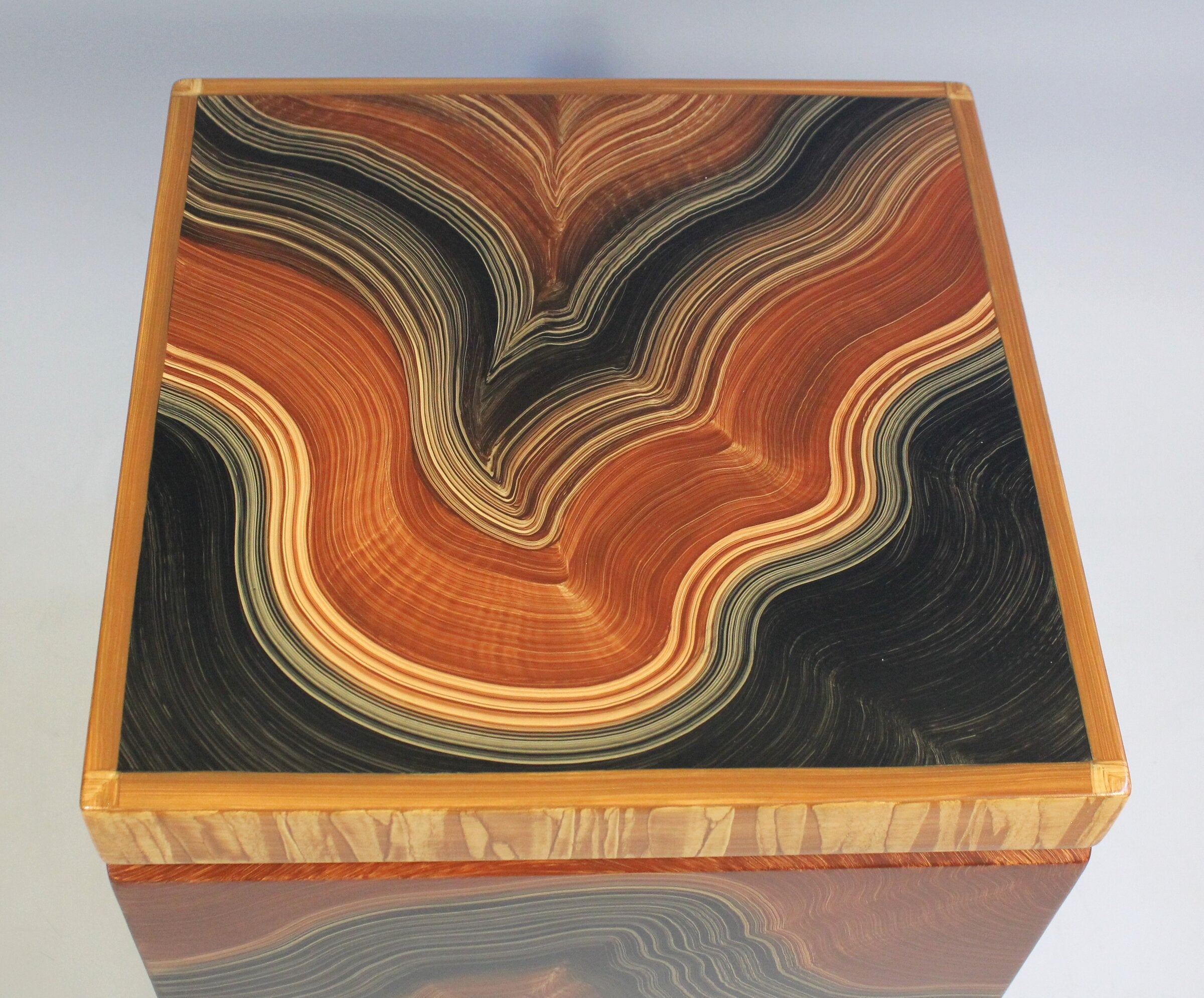 Aspen Cube Trunk