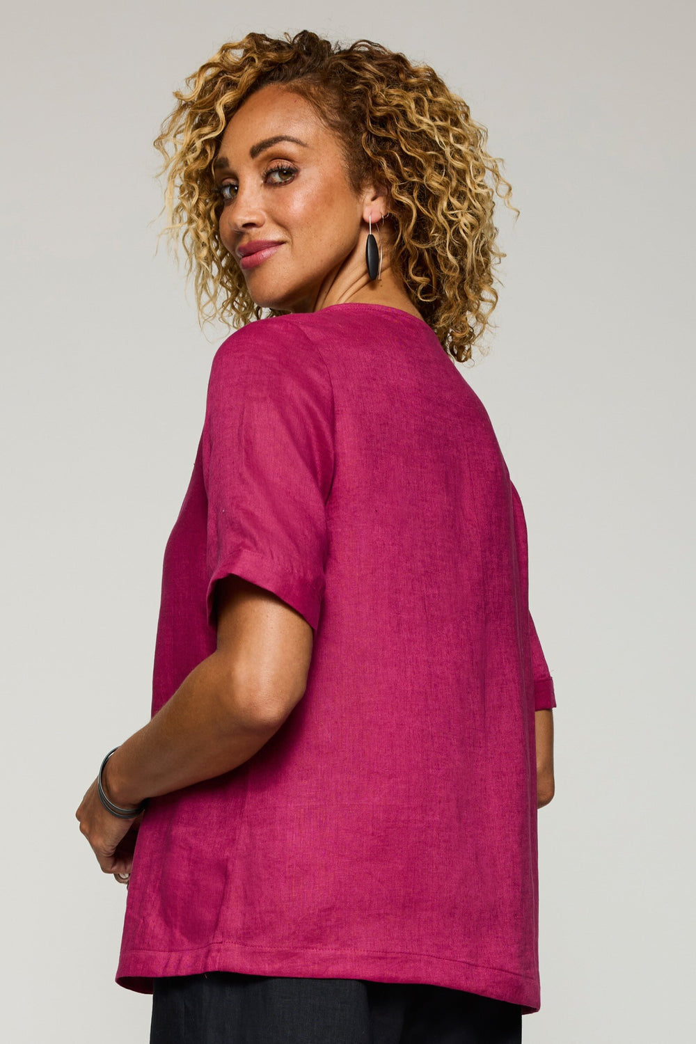 Aspire Top · Artful Home