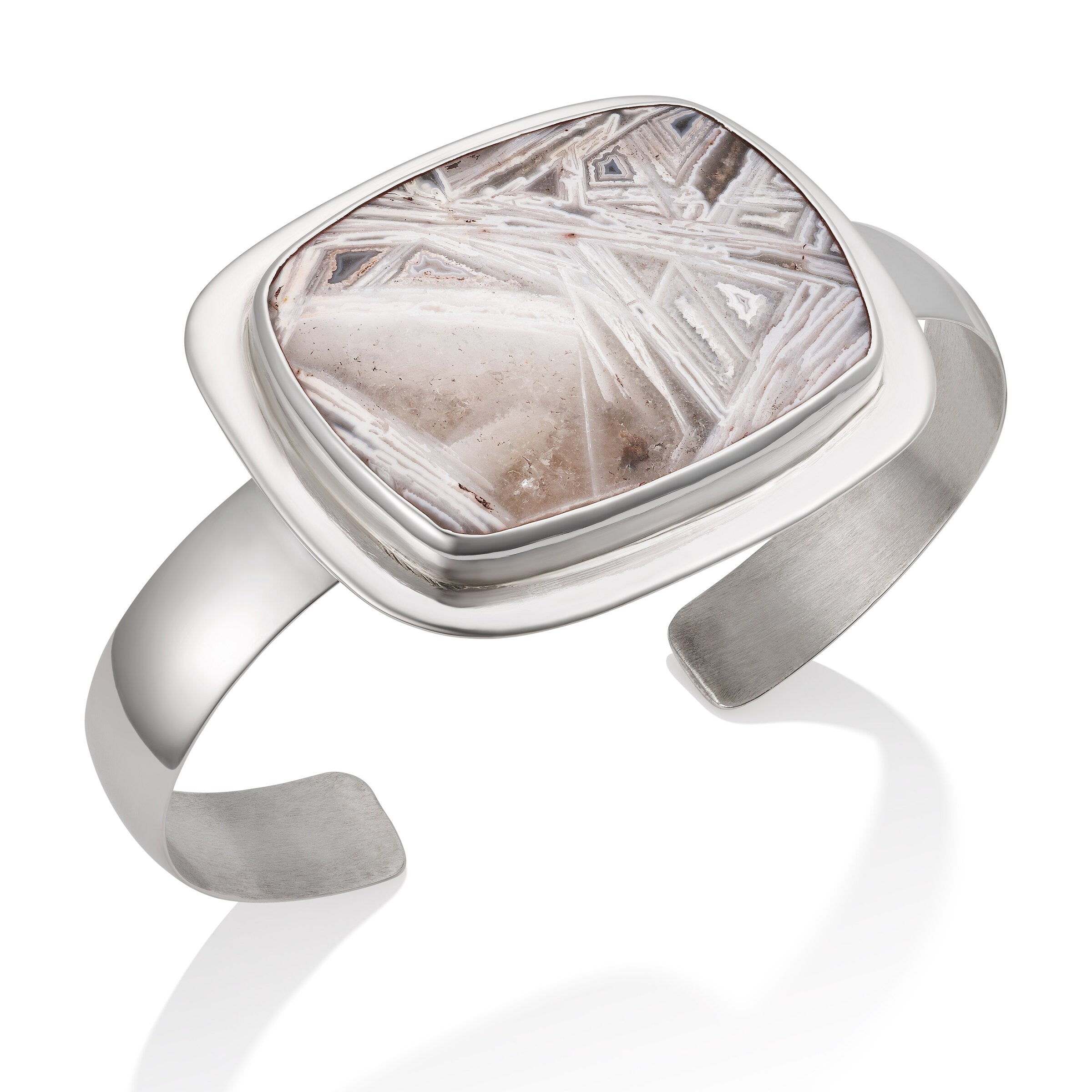 Windowpane Agate Bracelet | Photo by Berlian Arts