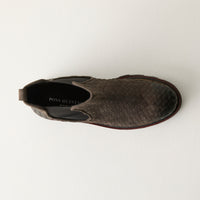 Jenn Boot