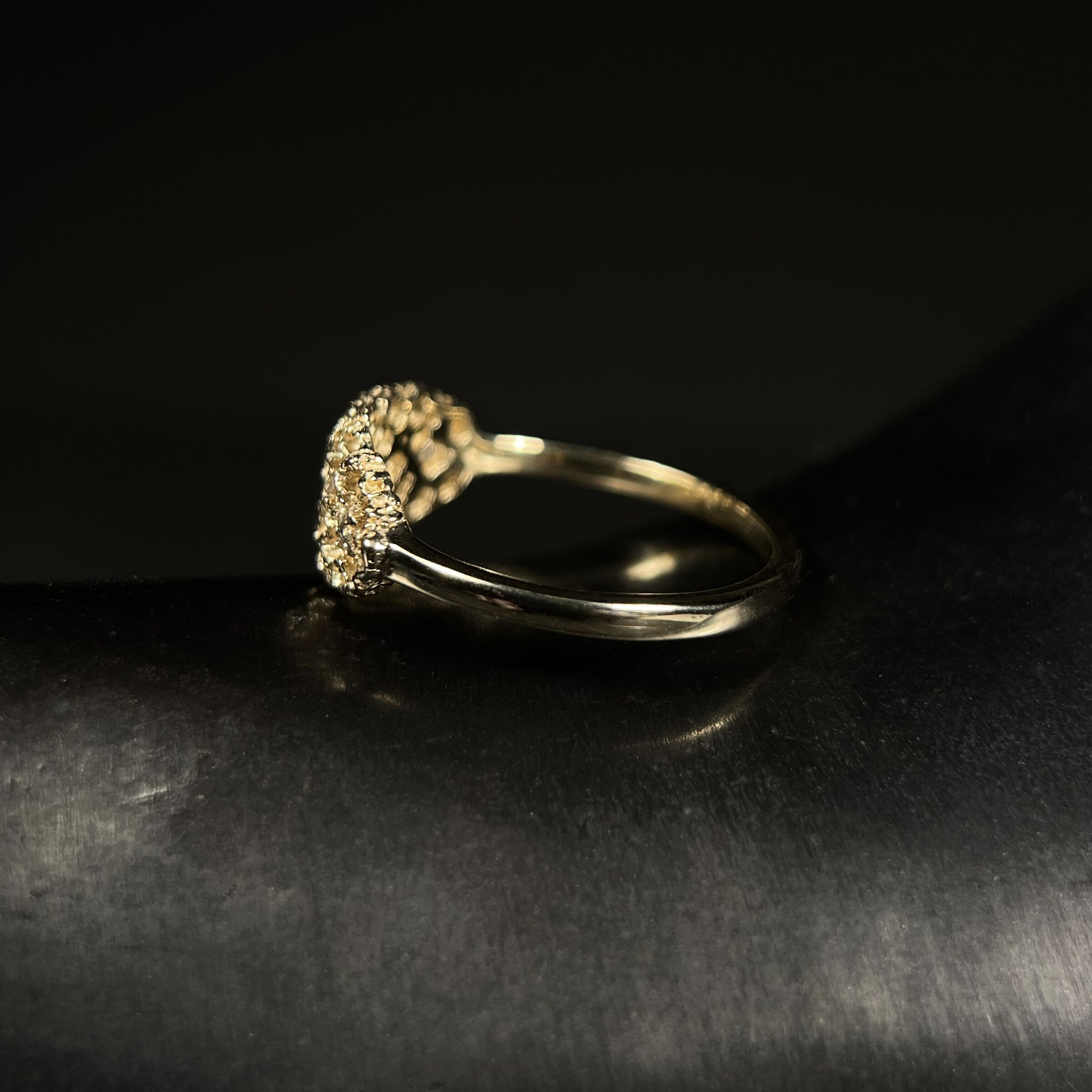 Honeycomb Lace Oval Ring