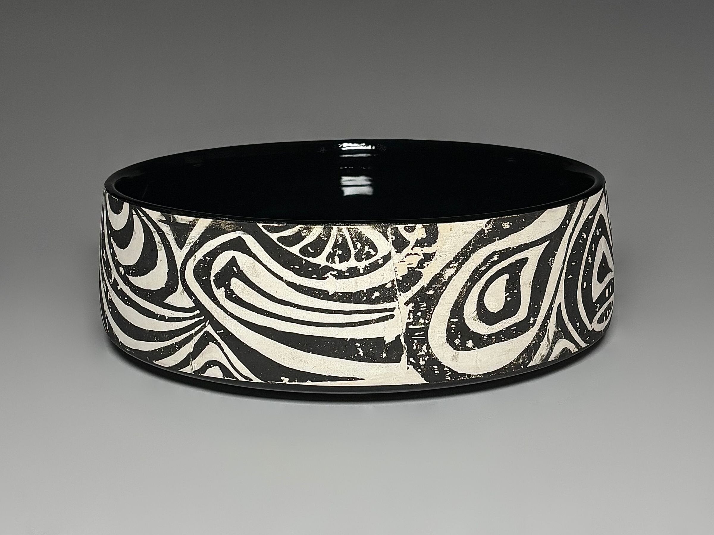 Zebra Swirl Stripe Bowl