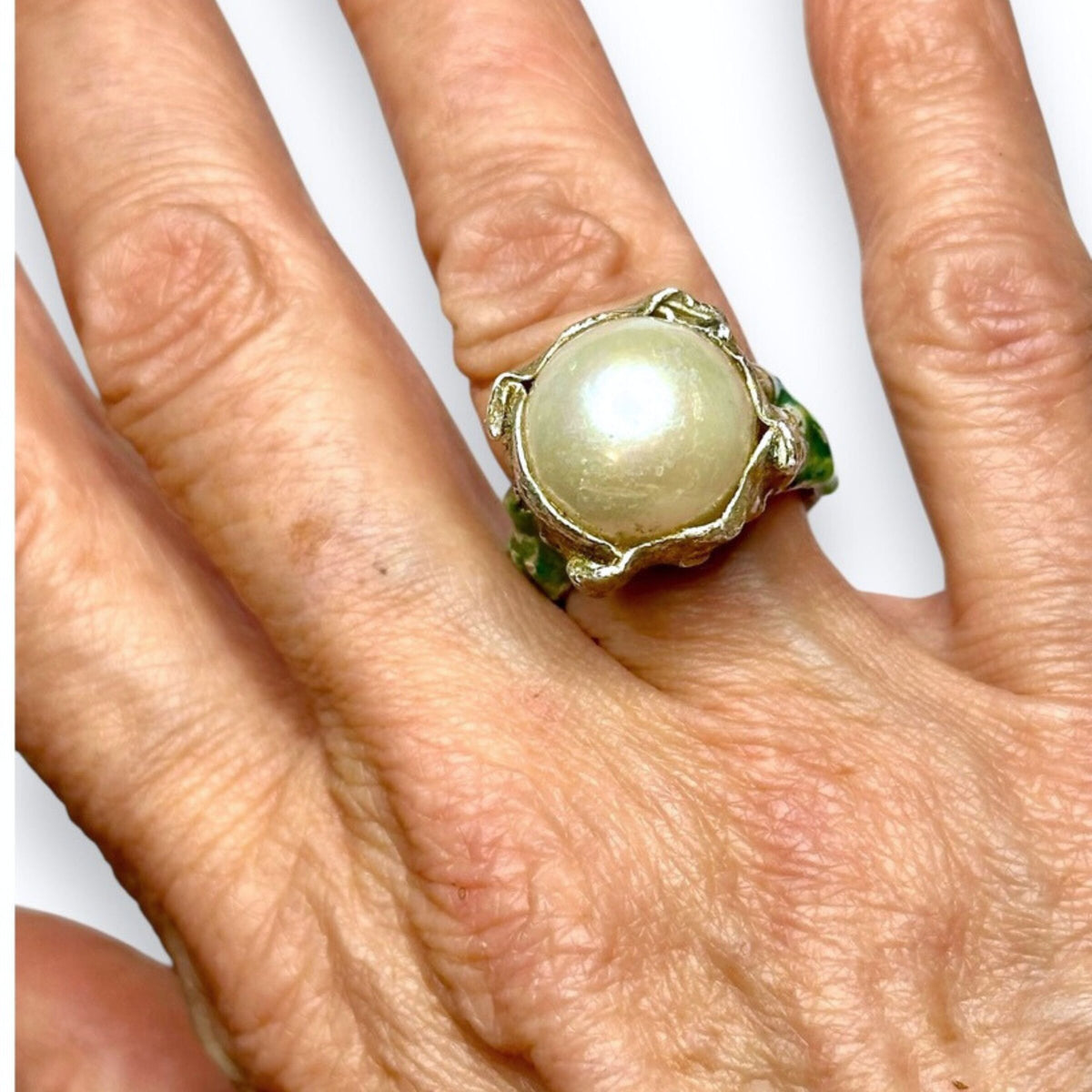 Aphrodite Pearl Statement Ring