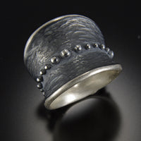 bumpy belted ring