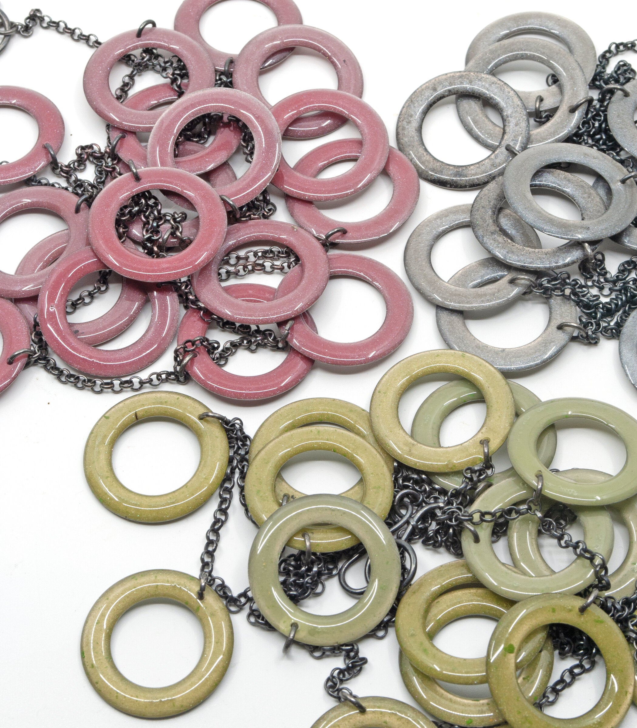 Resin Shimmy Long Necklace
