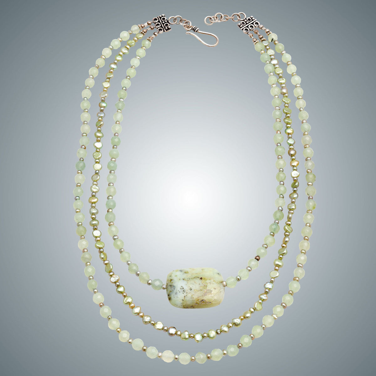 Pale Green Jade & Silver Necklace