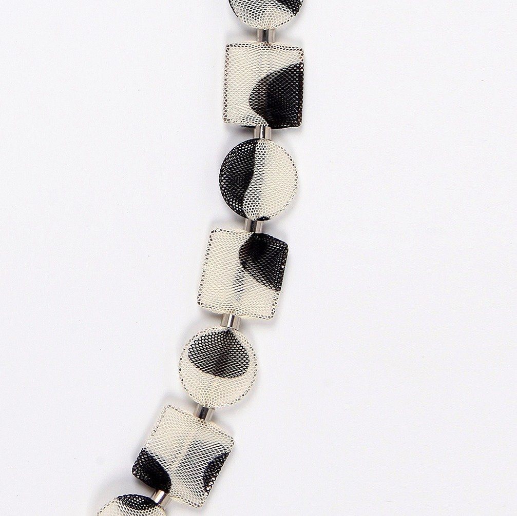 Polka Dots Black/Off-White