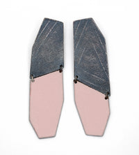 petal pink