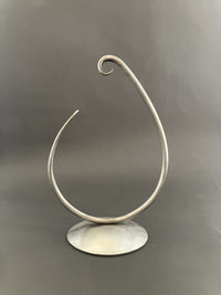 Silver Teardrop Ornament Stand