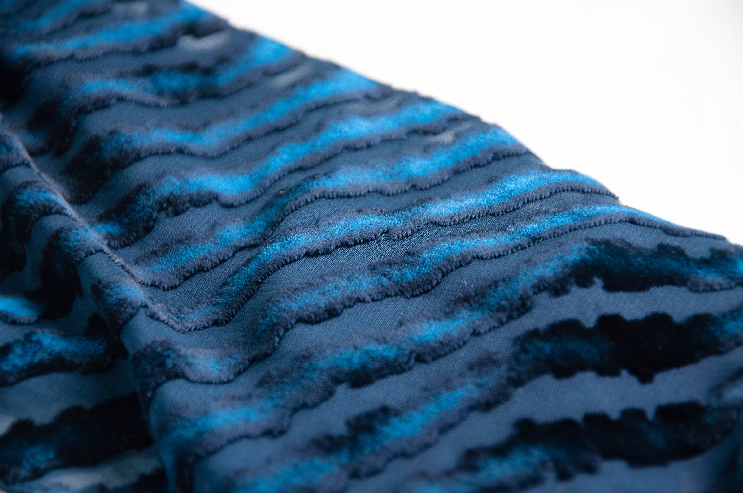 Cobalt Black closeup detail