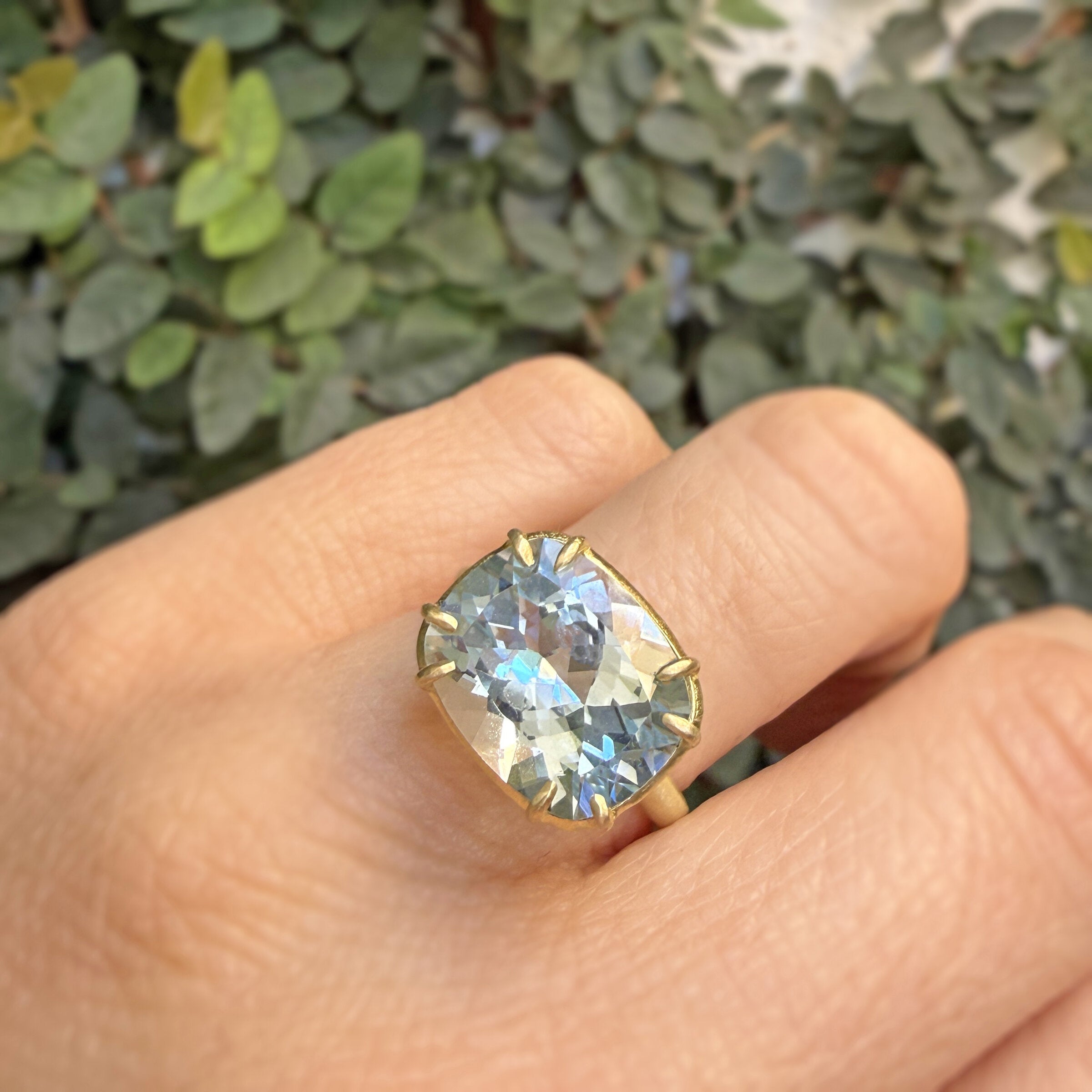 Cushion-Cut Aquamarine Aqueduct Ring