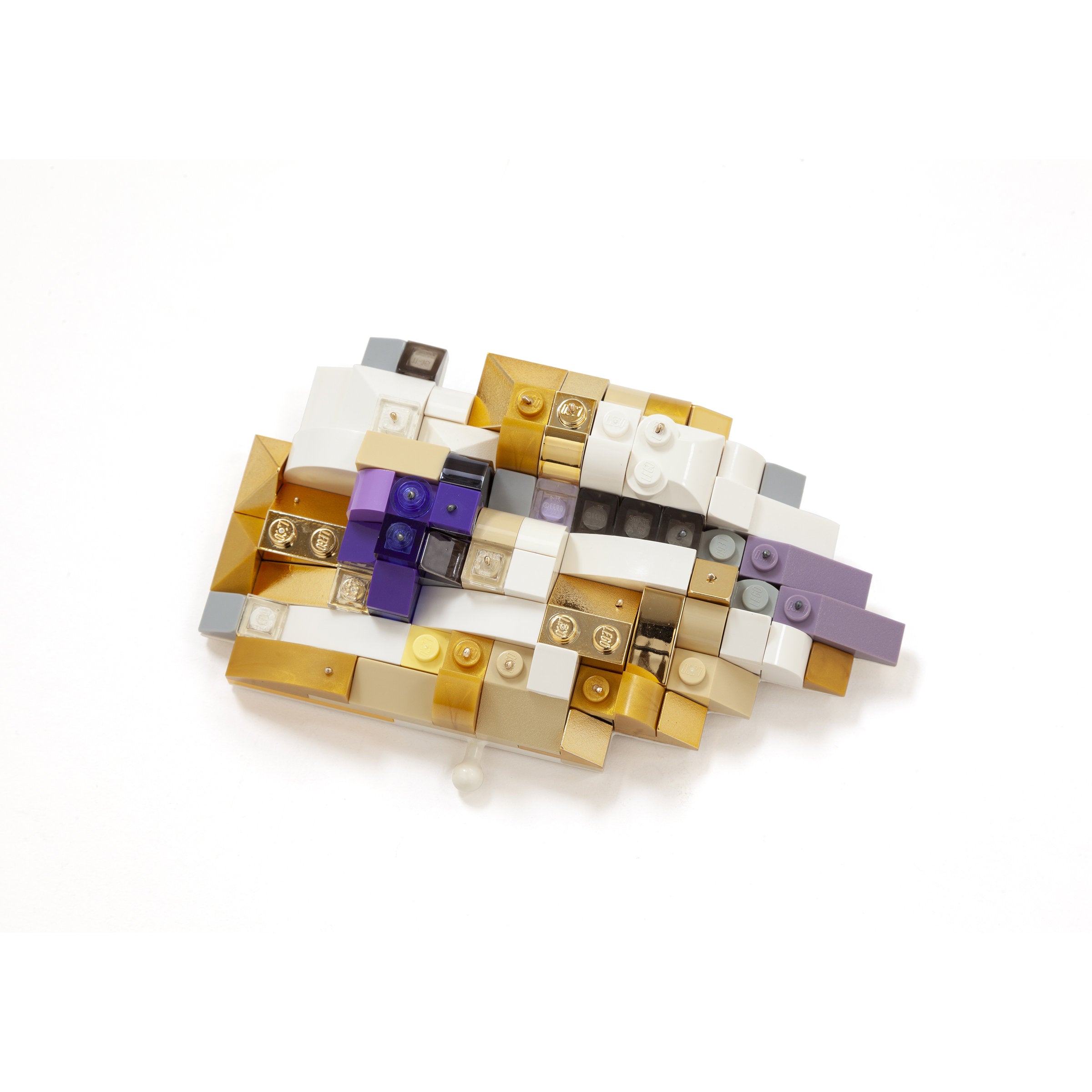 Lip 7: Kiss Convertible Neckpiece Brooch