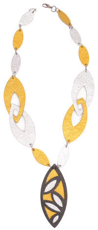 Tammy's Twist Necklace
