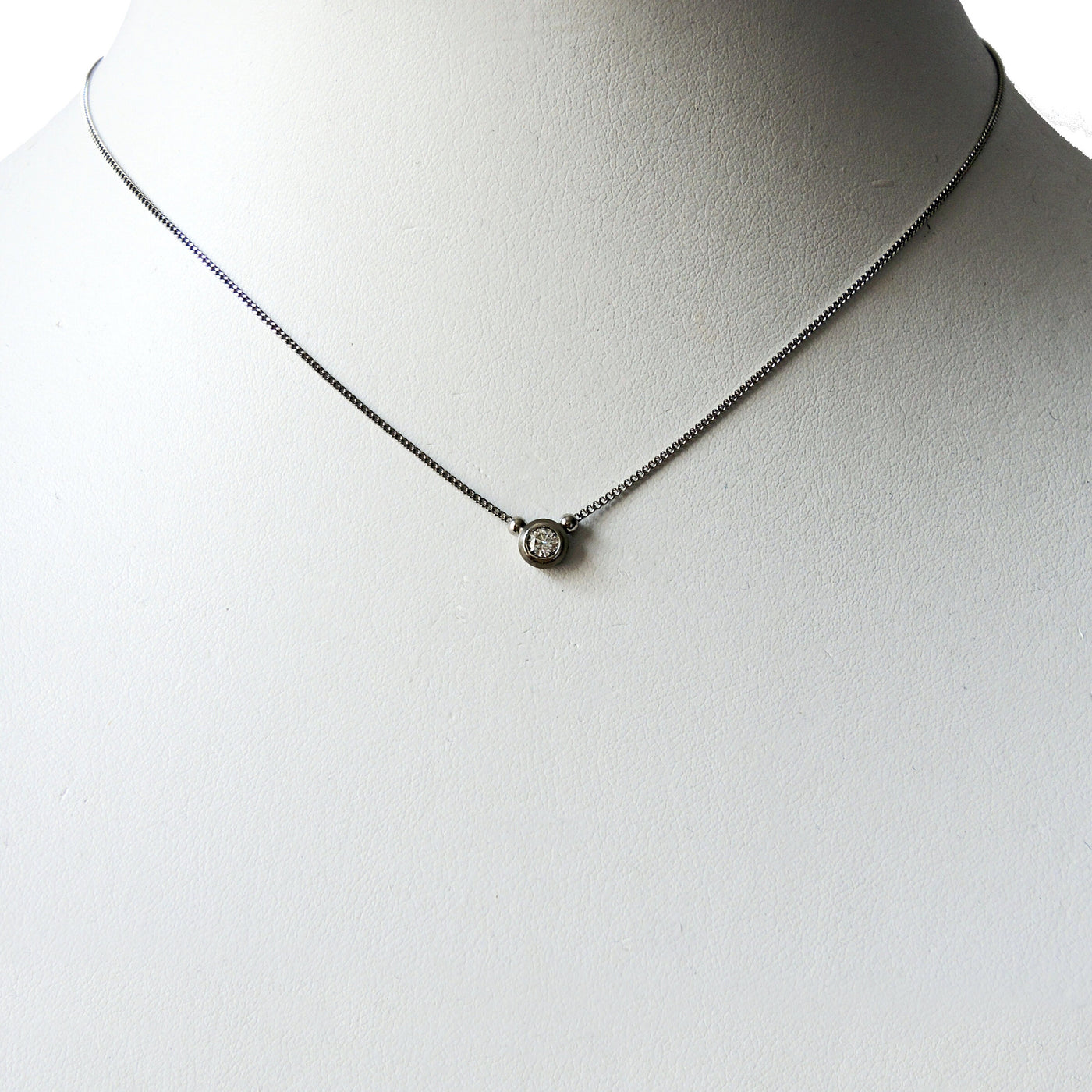Simplicity Double Bezel Solitaire Diamond Pendant