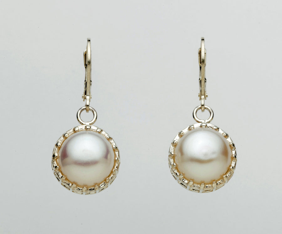 Mesh Silver Prong Lever-Back Earrings with Pearls