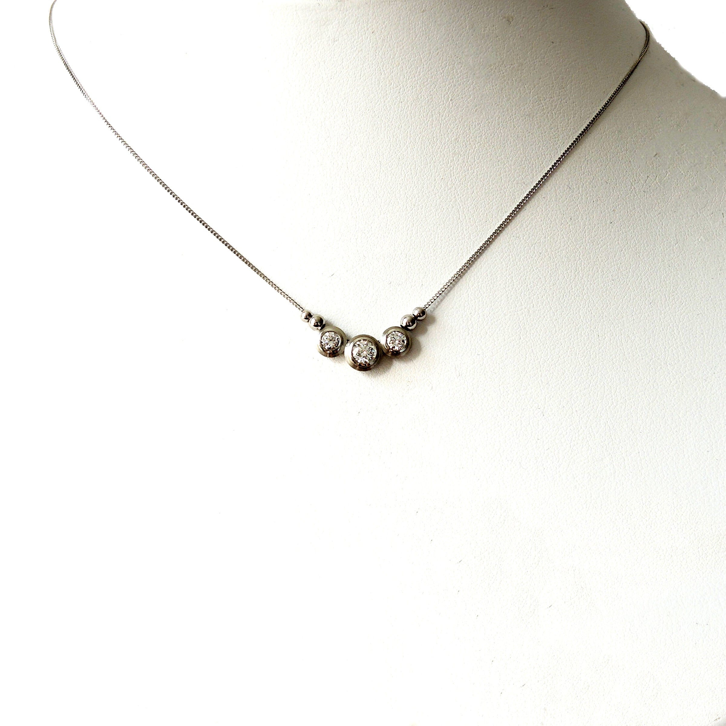 Simplicity Diamond Pendant