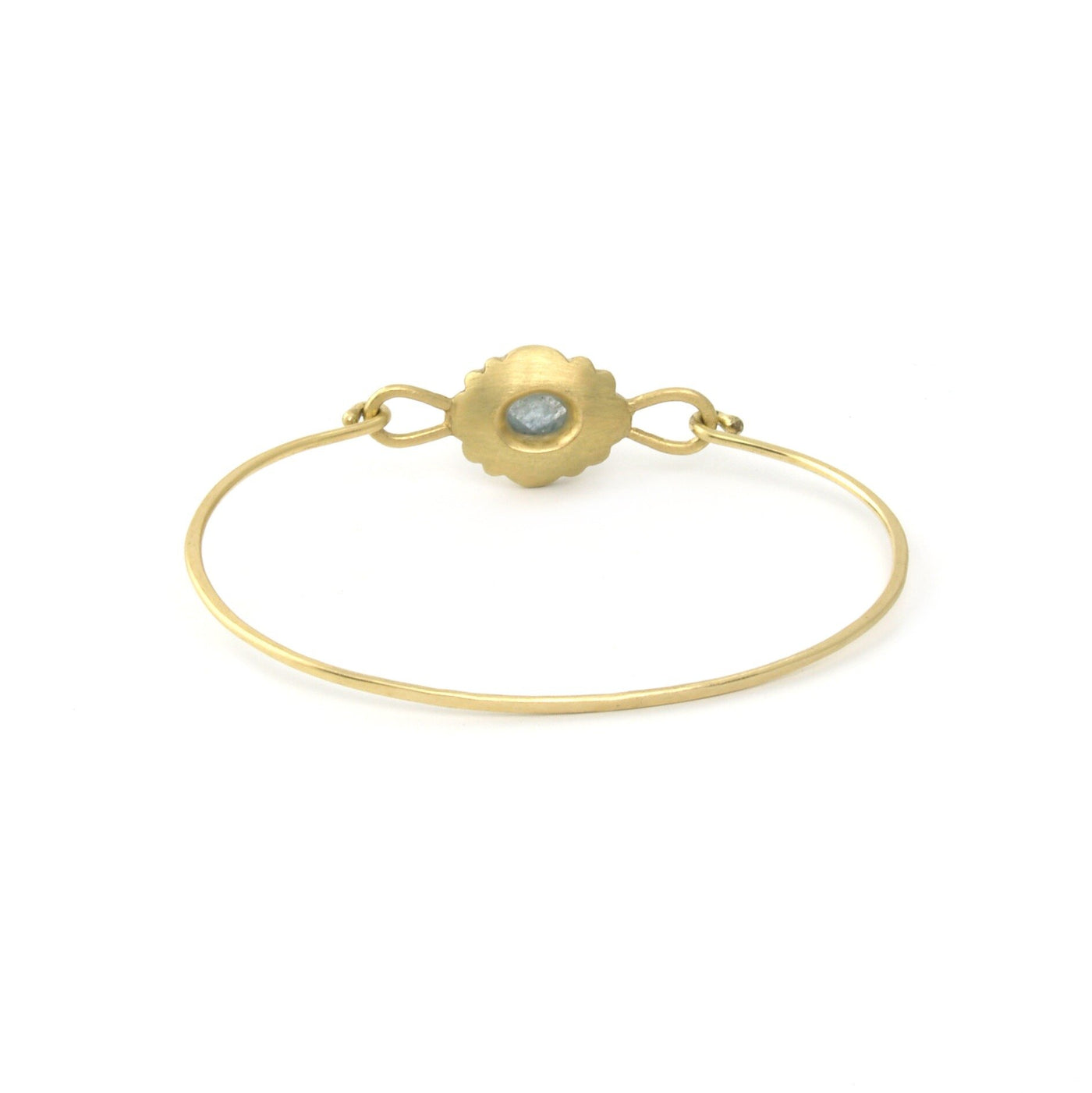 Scallop Oval Bracelet in Gold with Rose-Cut Sapphire