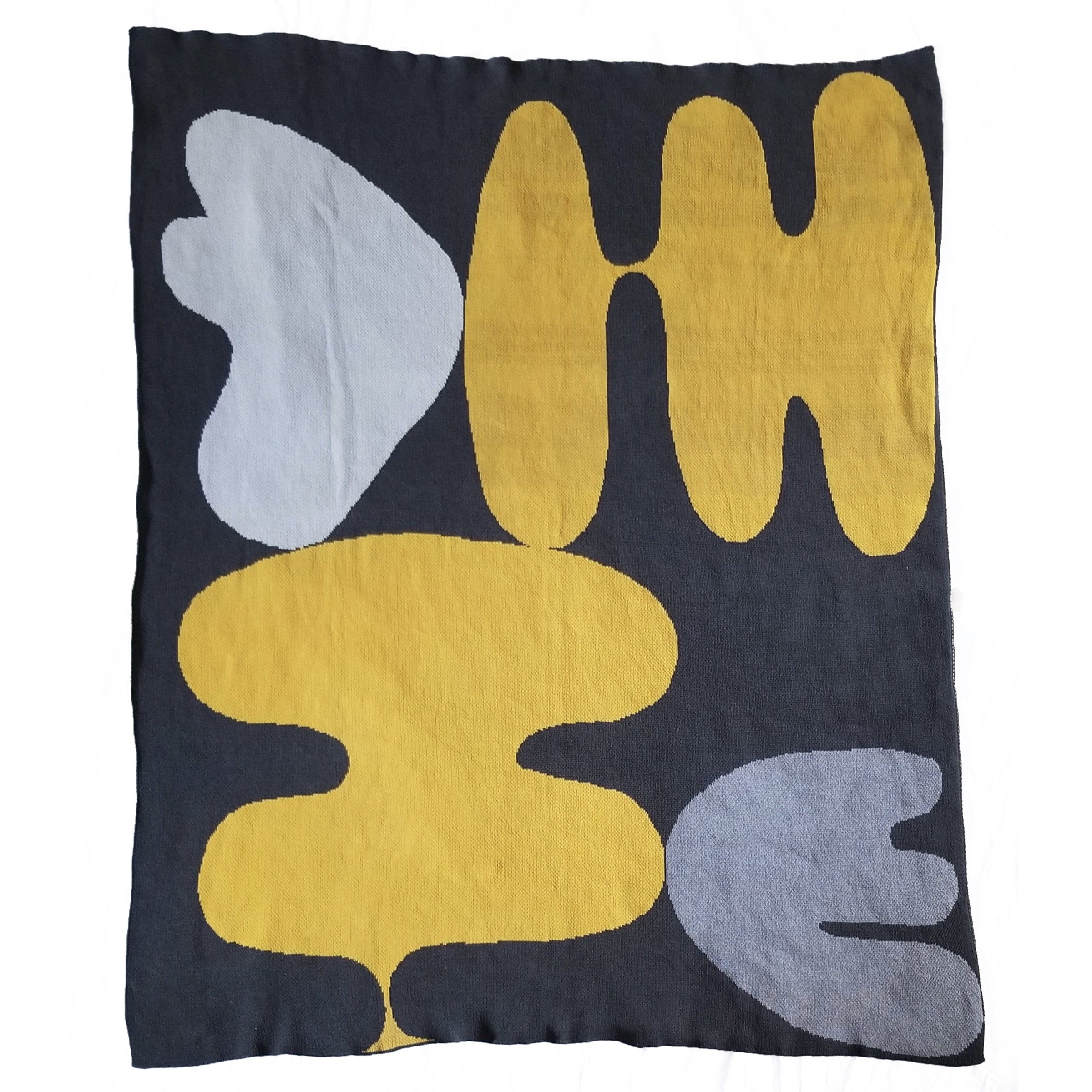 Blossom Flow Throw