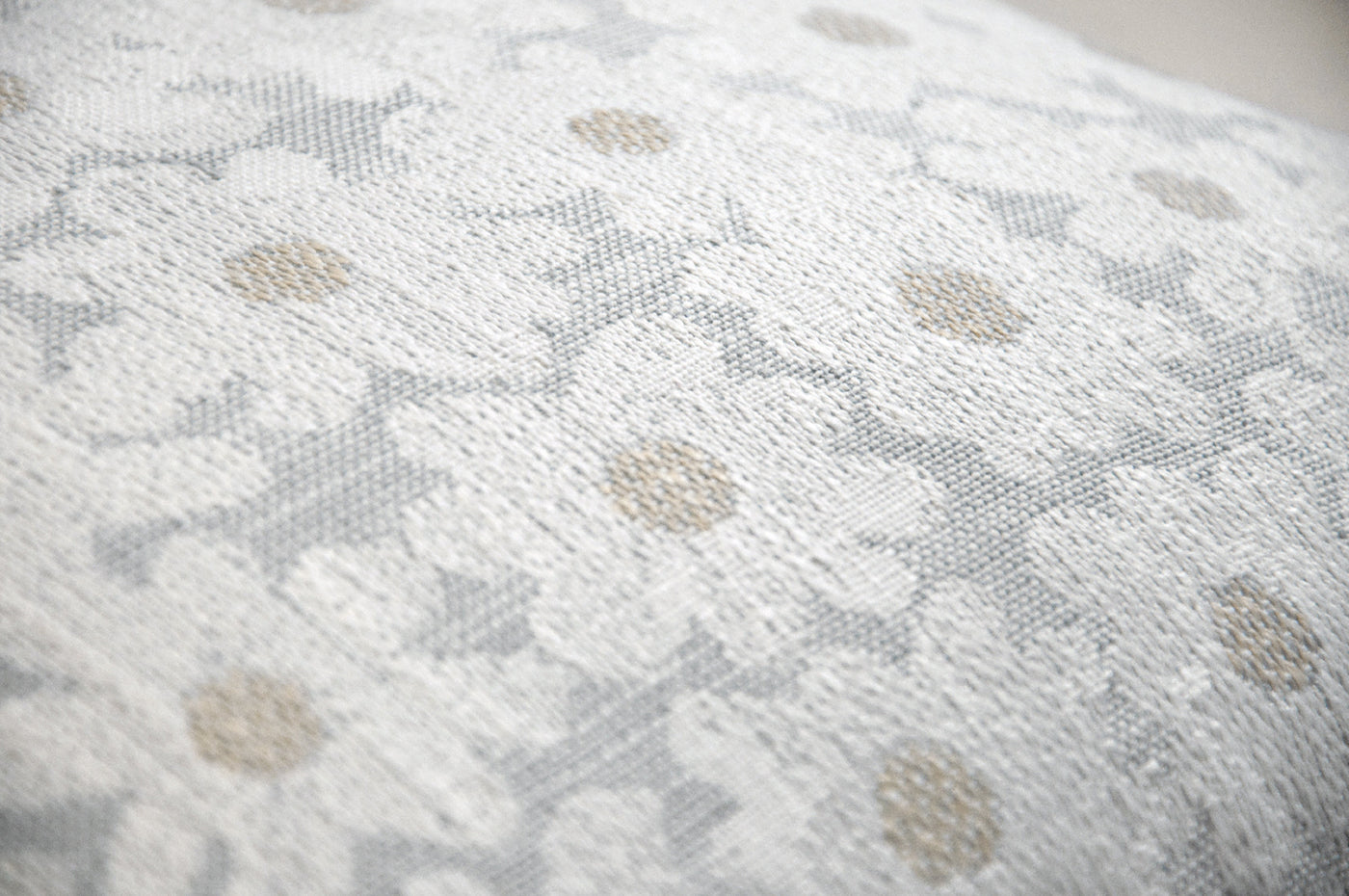 Daisy Performance Pillow