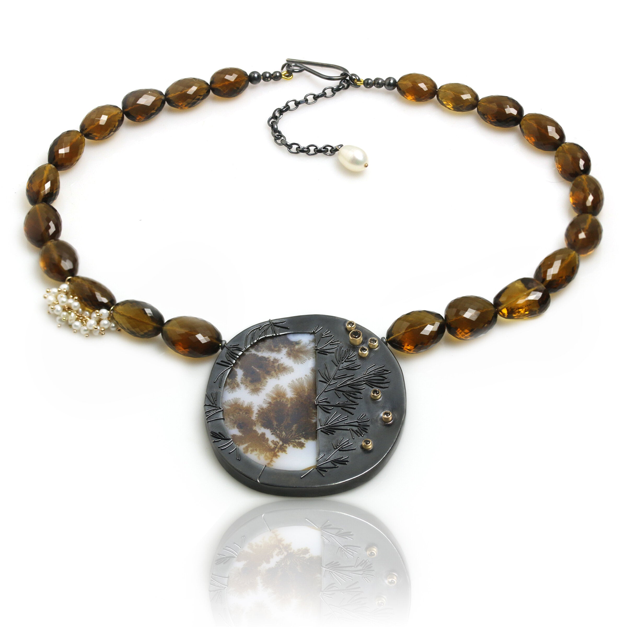 Dendritic Agate Growth Medallion