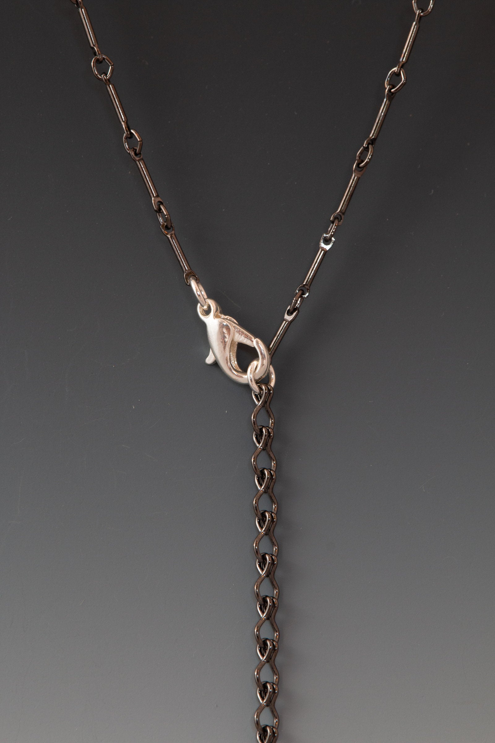 Small Leaf Pendant with Pearl