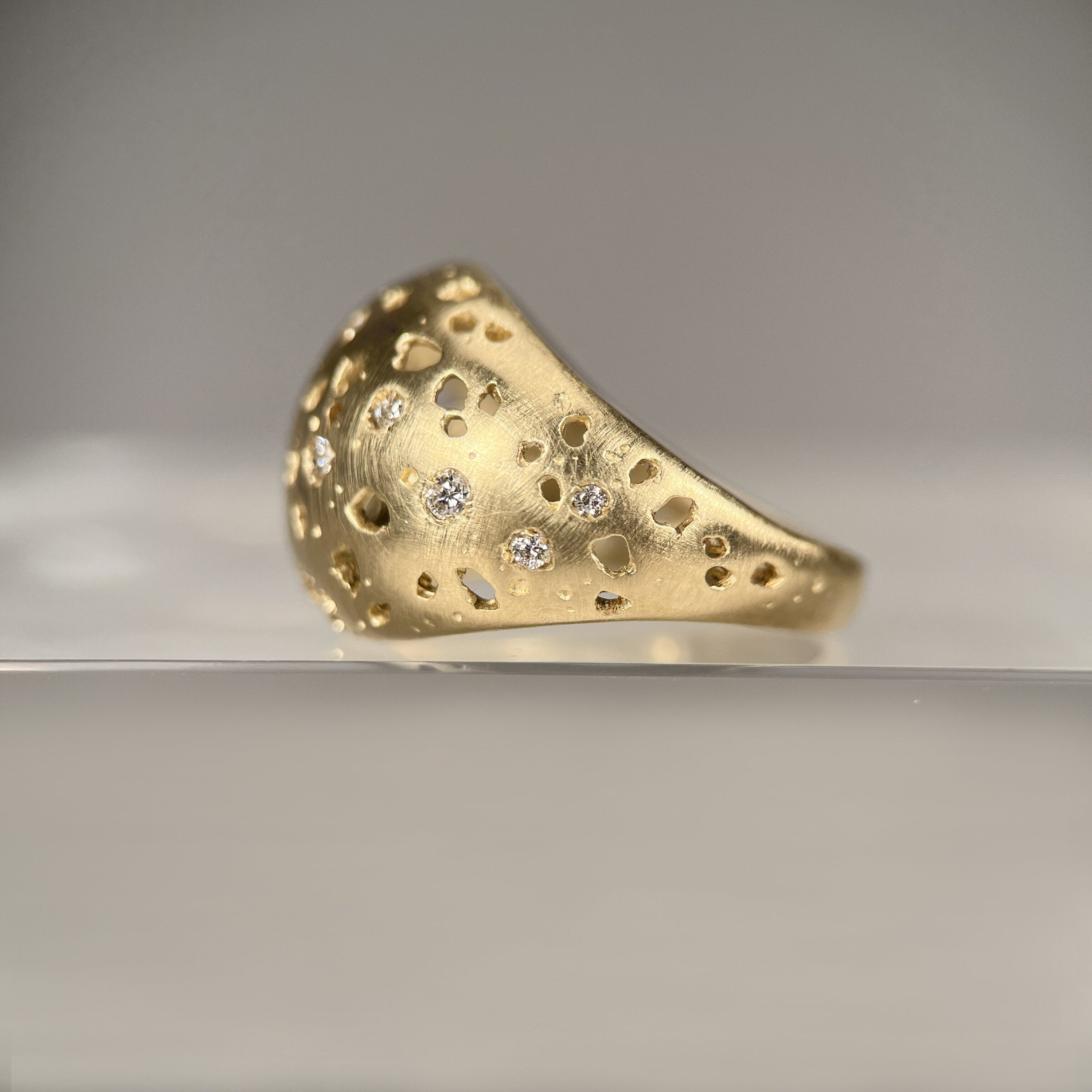 Shadow dome ring, side view