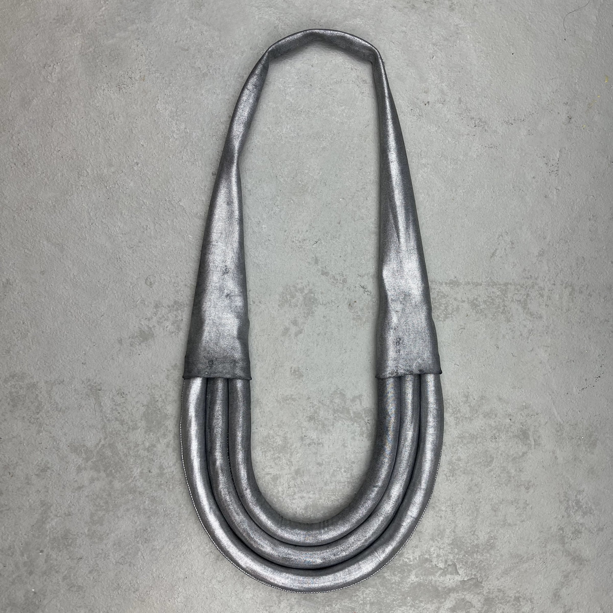 Hanging Metallic Loop Necklace