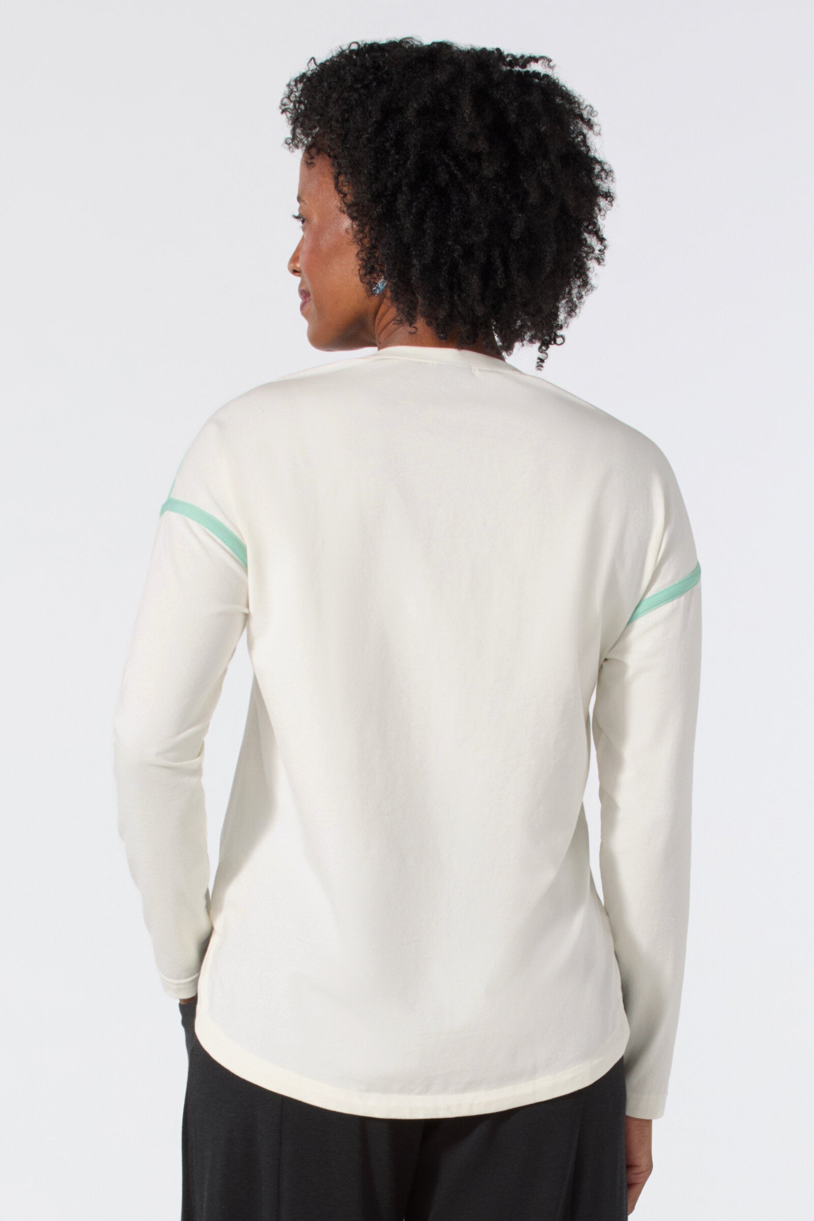 White/Seafoam