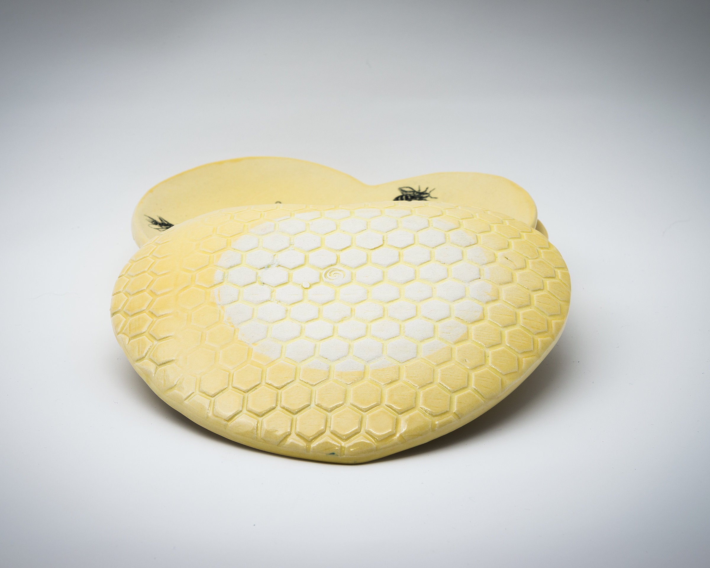Honeybee Tea Tumblers and Dessert Plates
