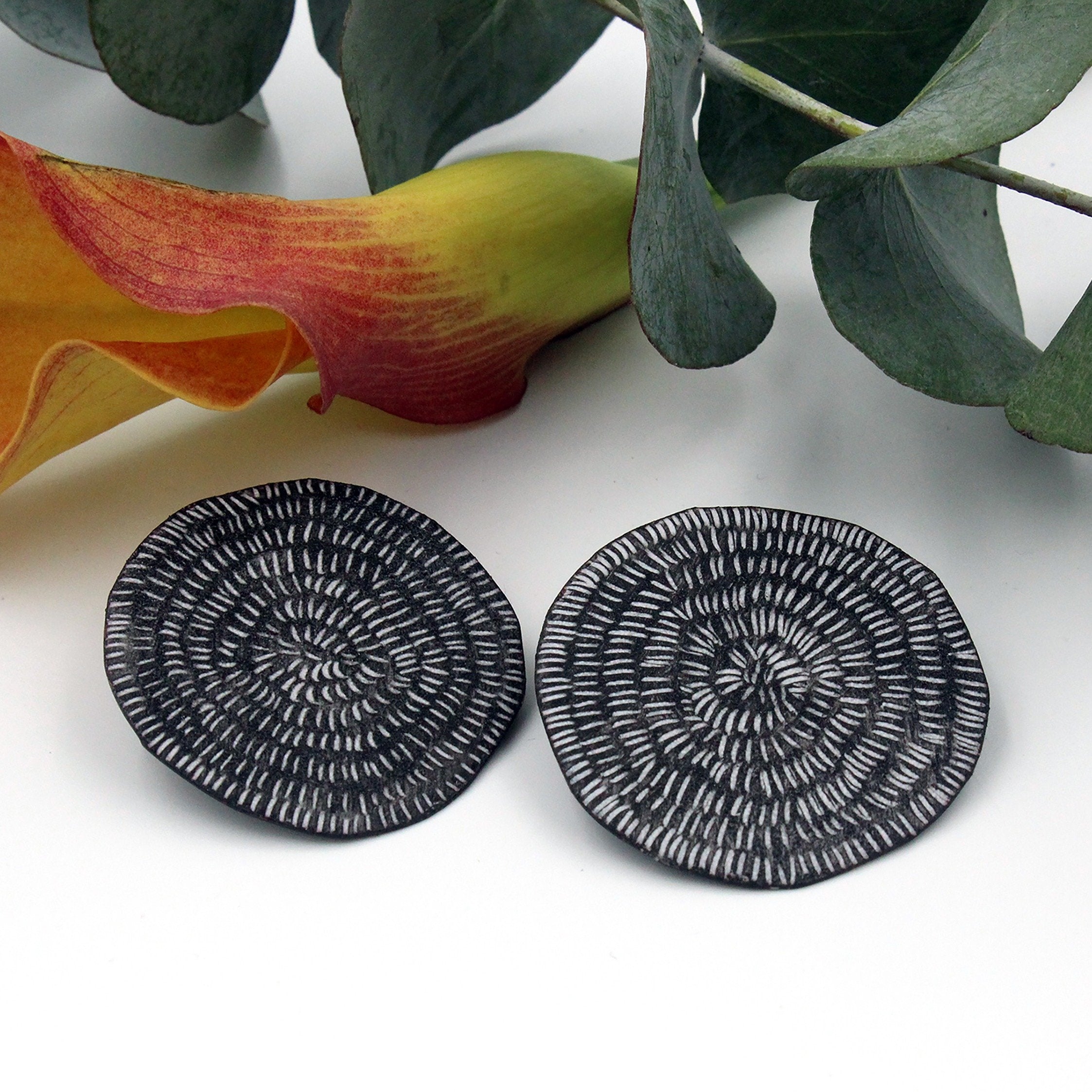Centrifugal Dash Earrings
