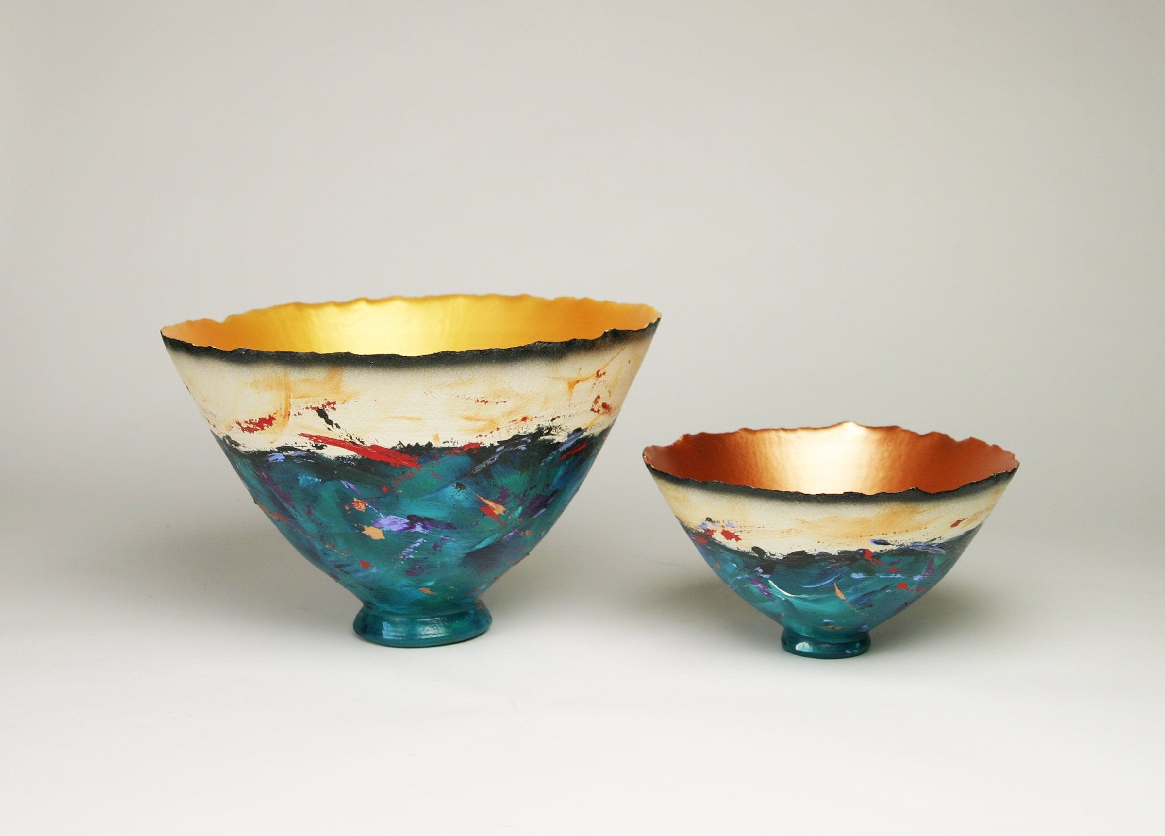 medium with gold interior, small with copper interior