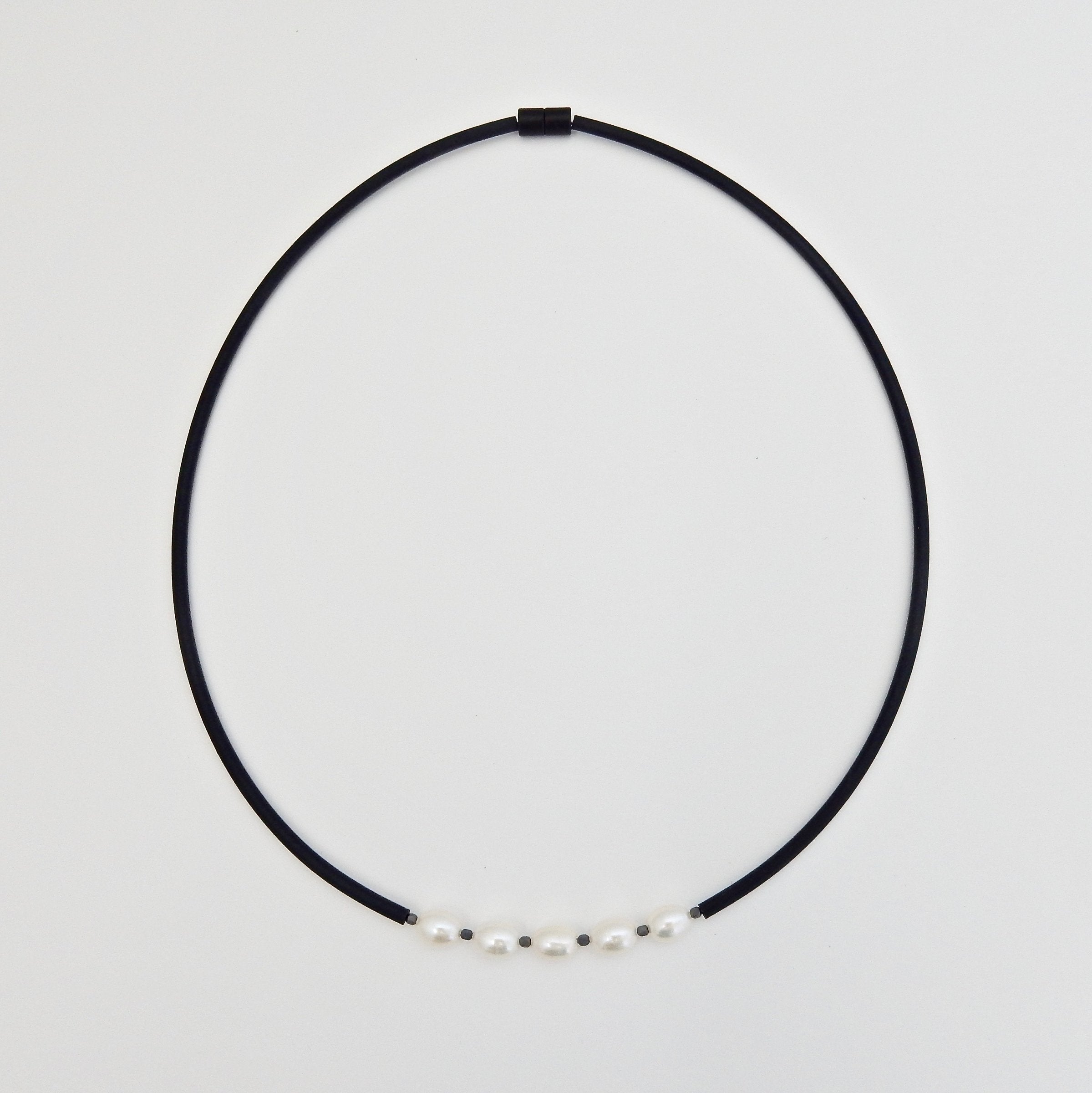 Freshwater Pearl and Rubber Necklace