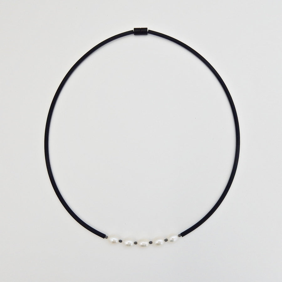 Freshwater Pearl and Rubber Necklace