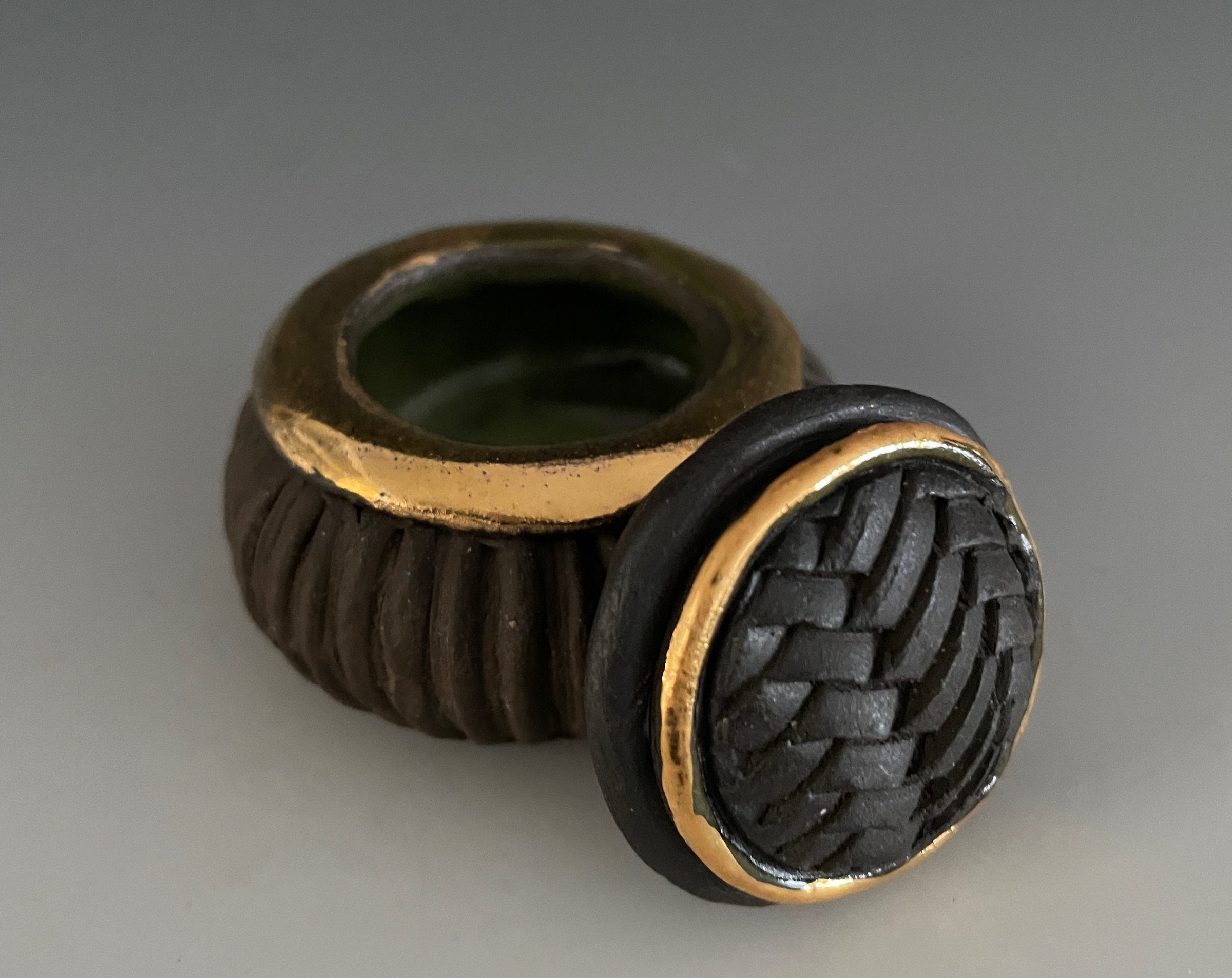 Small Golden Rim Black Box
