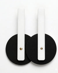 Black/White