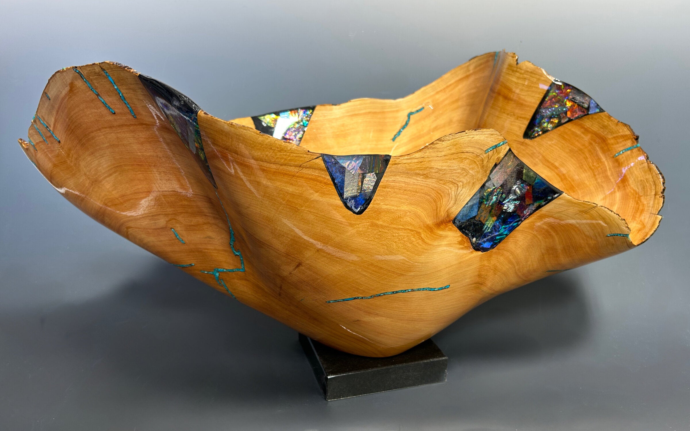 Juniper Canyon Vase with Dichroic Glass