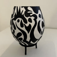 Mini Black and White