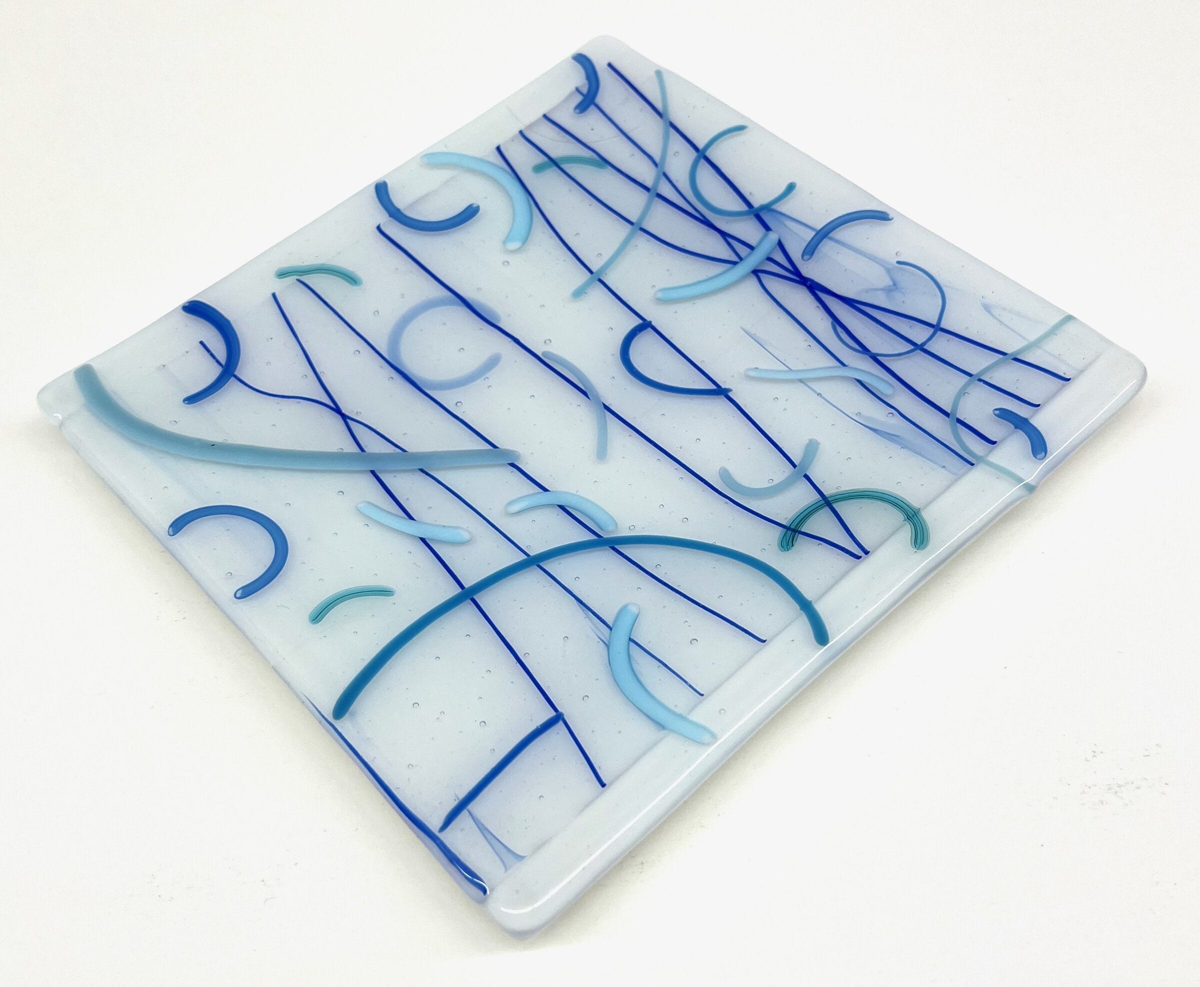 White and Blue Arcs Plate