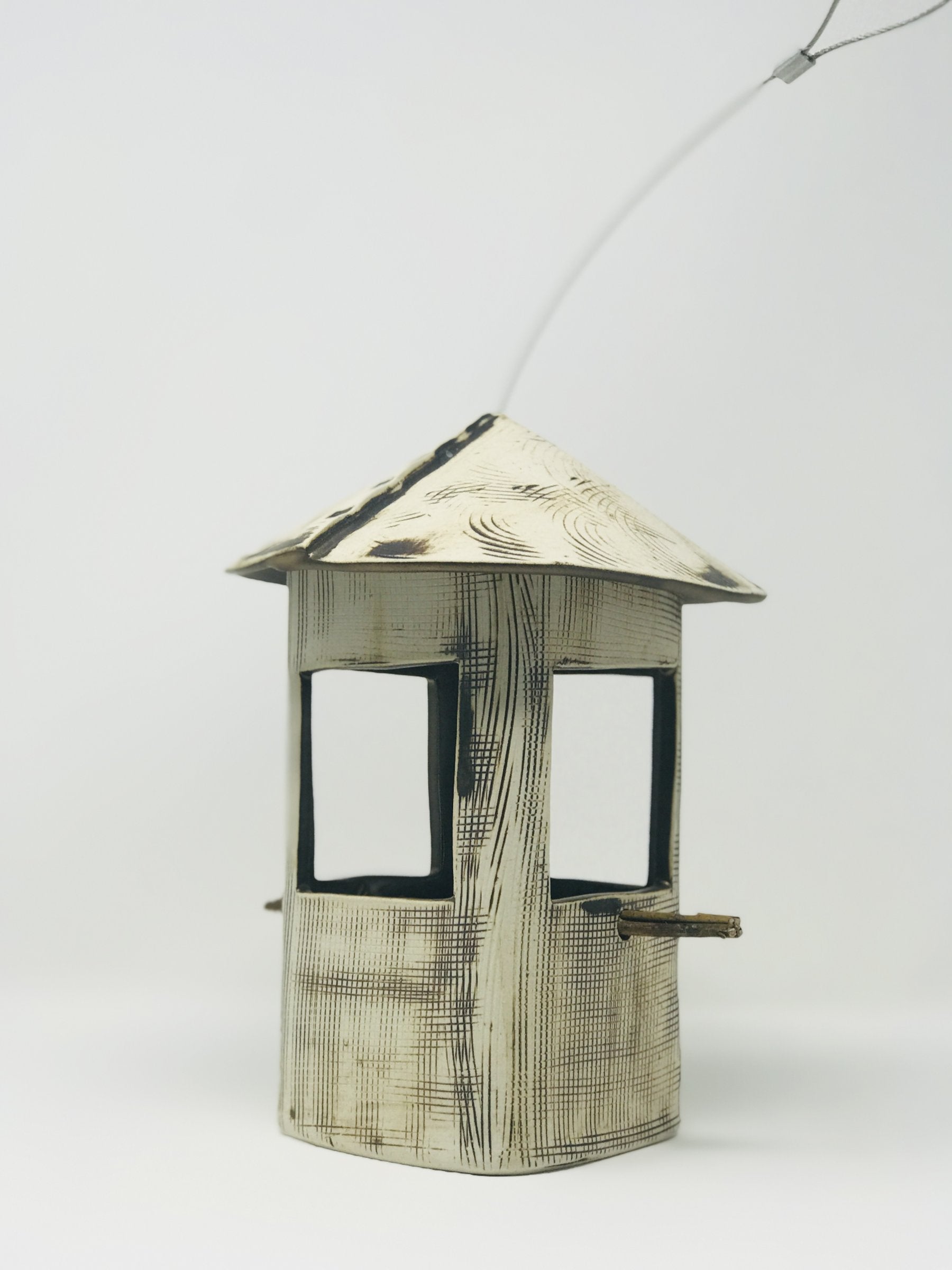 Textured Bird Feeder