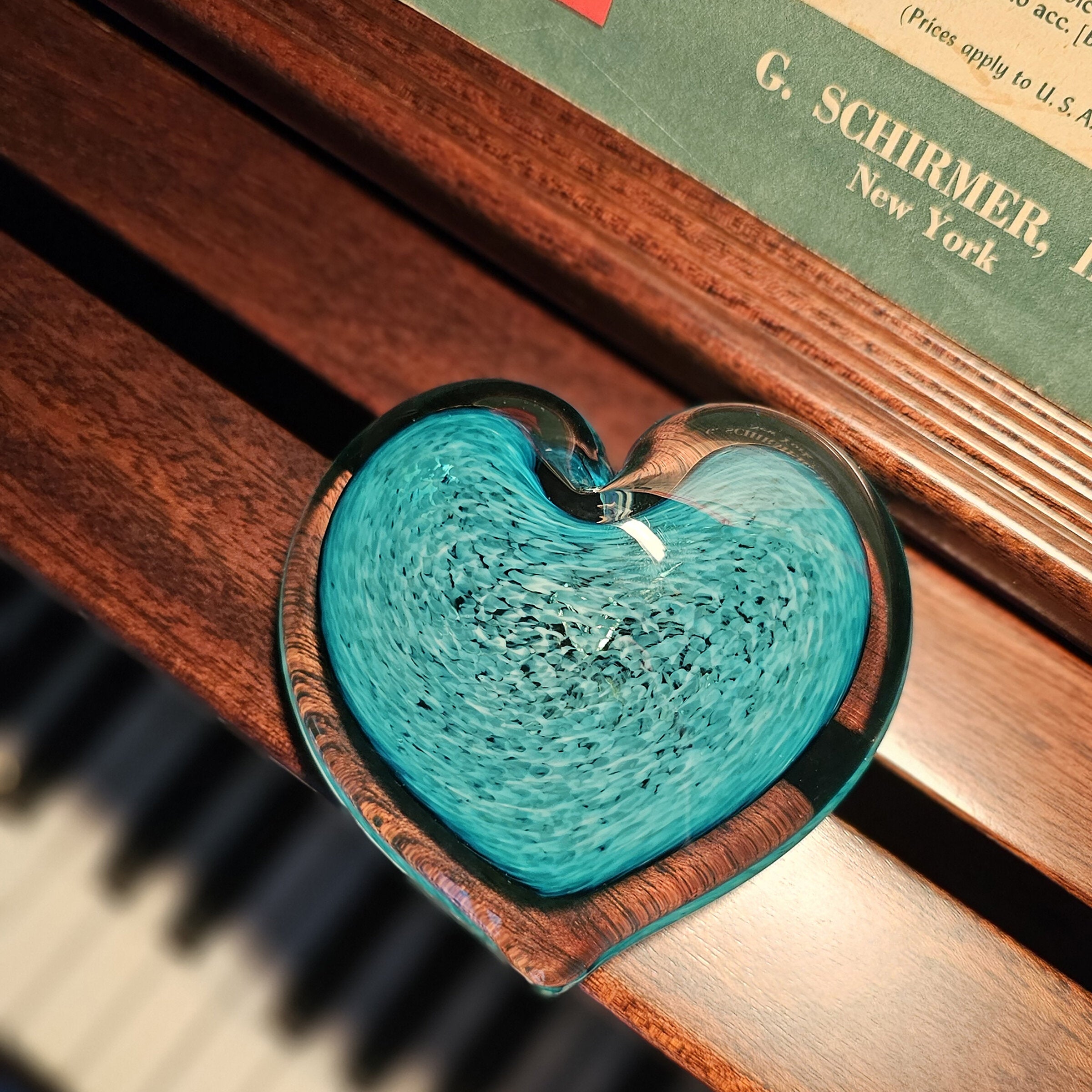 Mint Julep Heart Paperweight