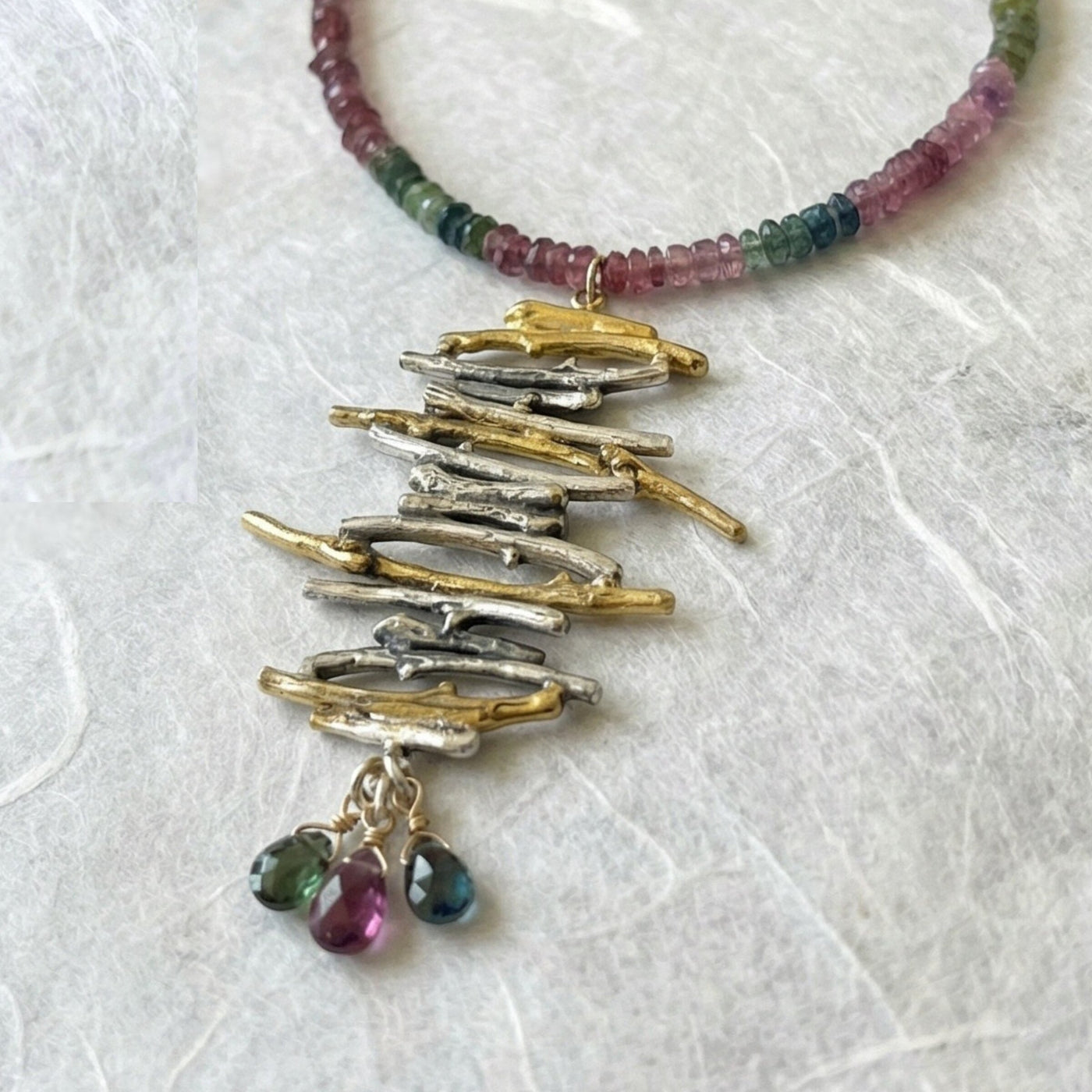 Equilibrium Necklace