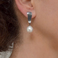 oxidized silver, white pearl