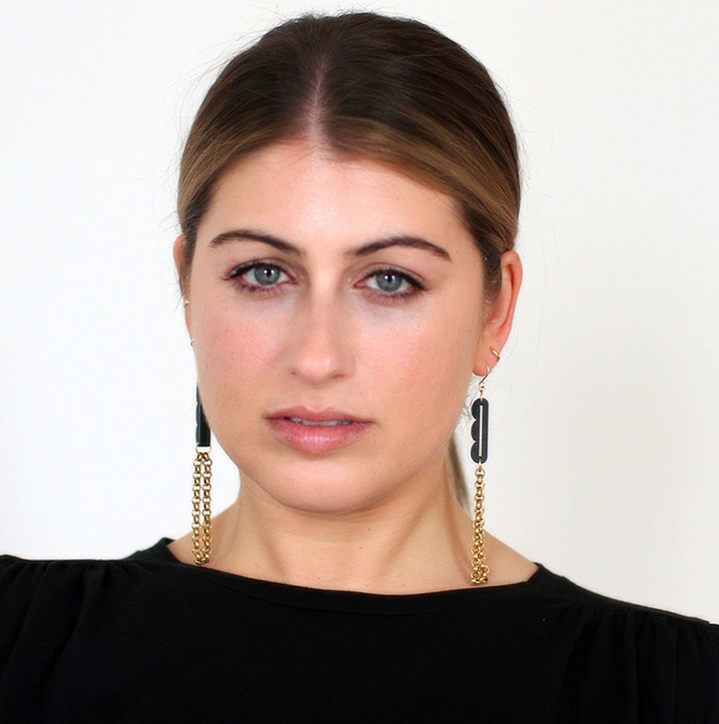 Emi Chain Link Earrings