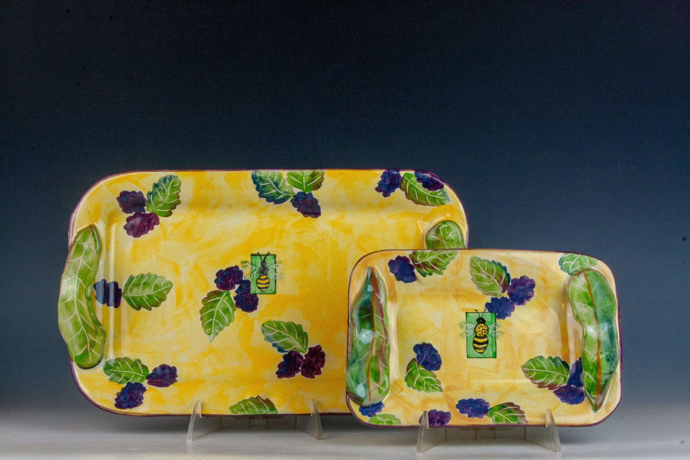 Blackberry Bee Platter