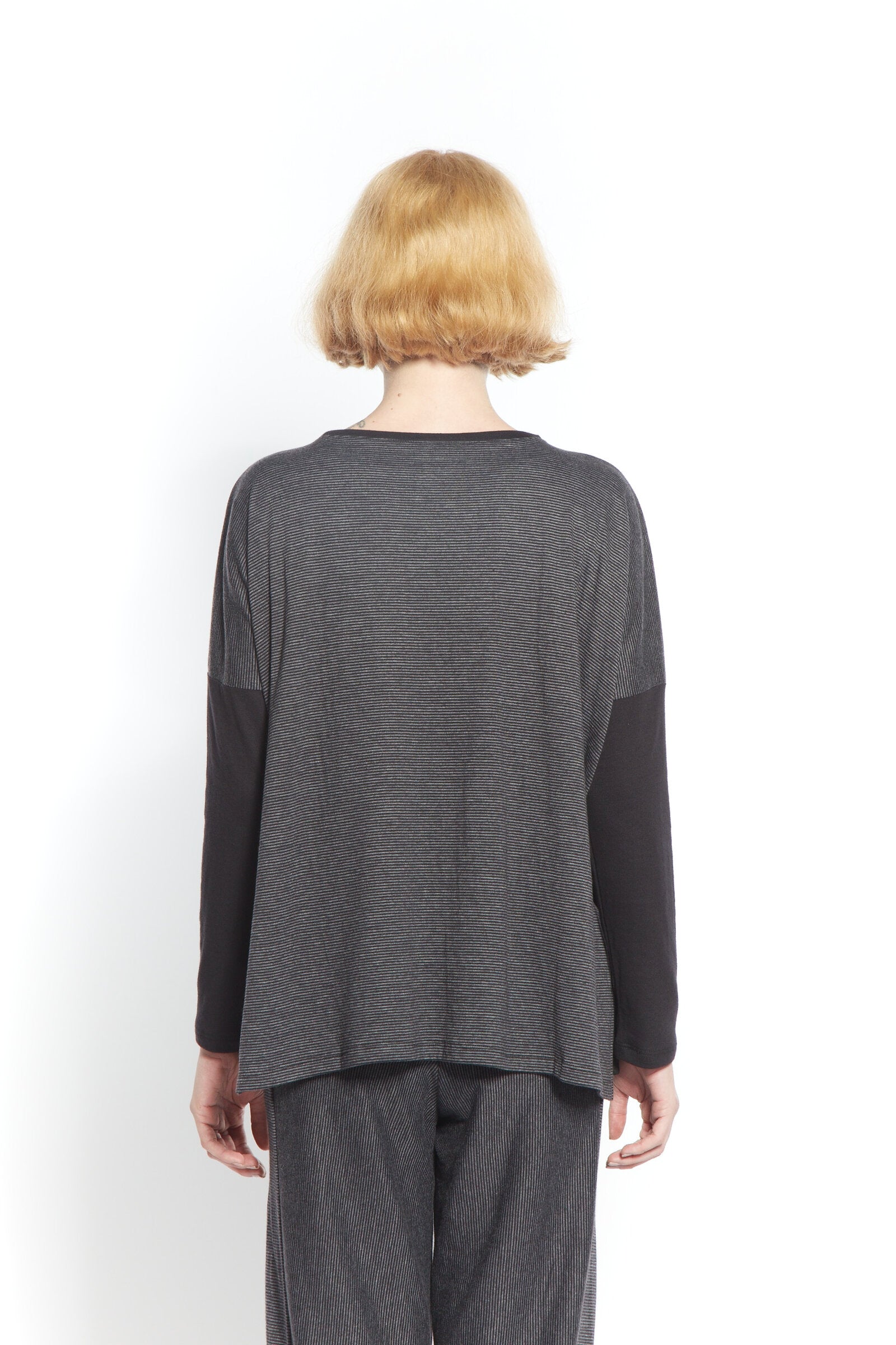 Gray/Black Stripe