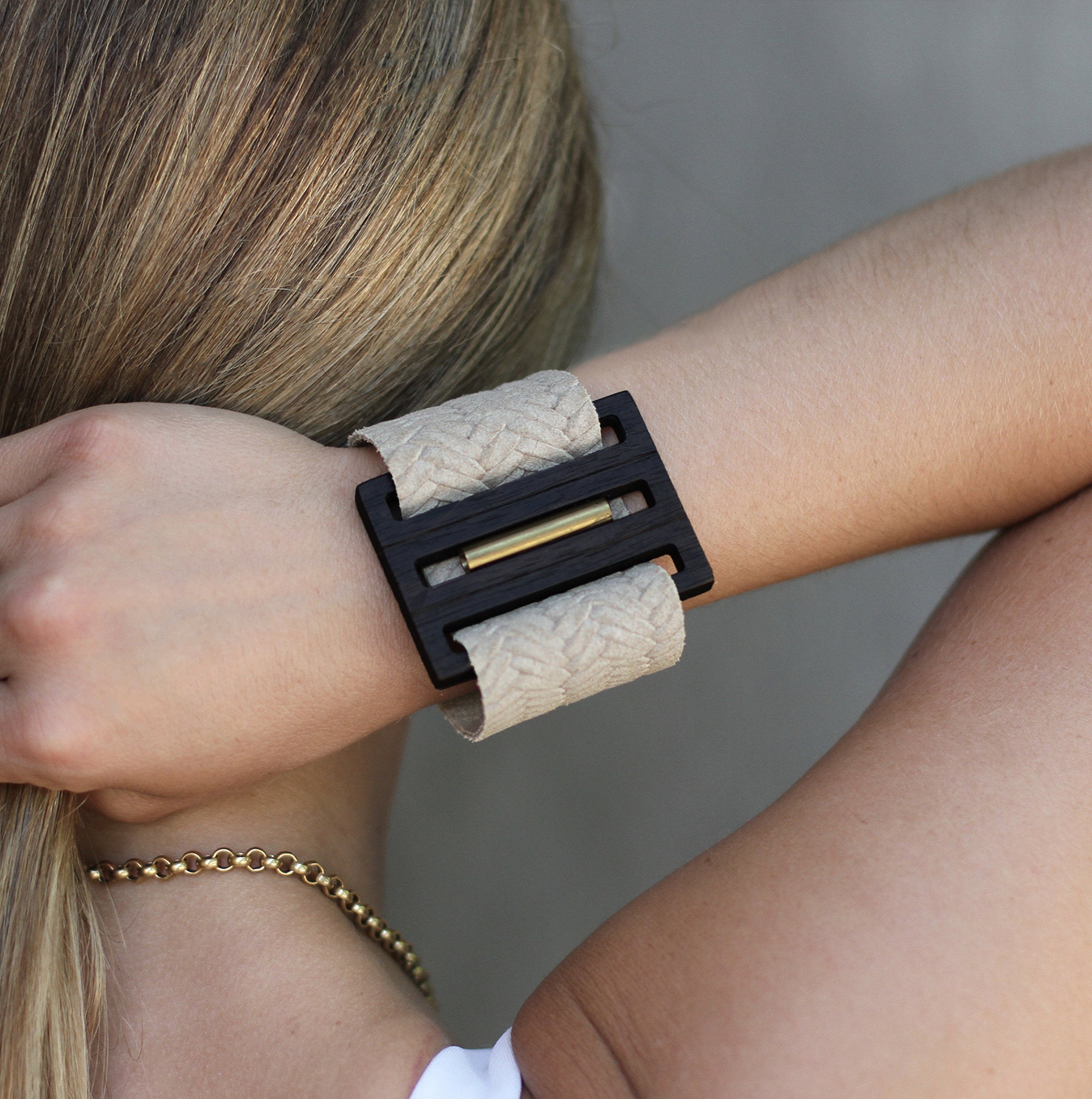 Woven Ladder Wrap